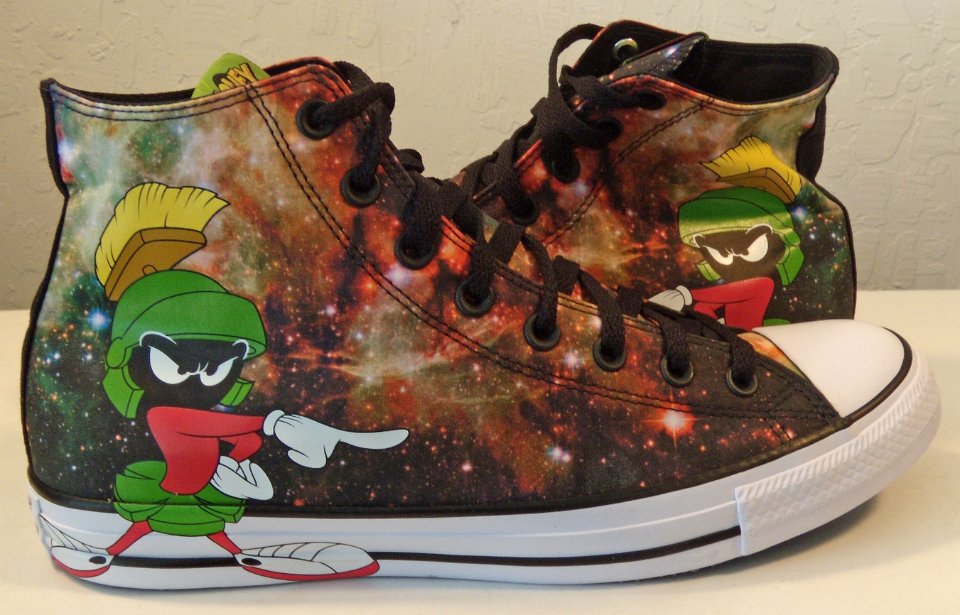 Marvin the best sale martian chuck taylors